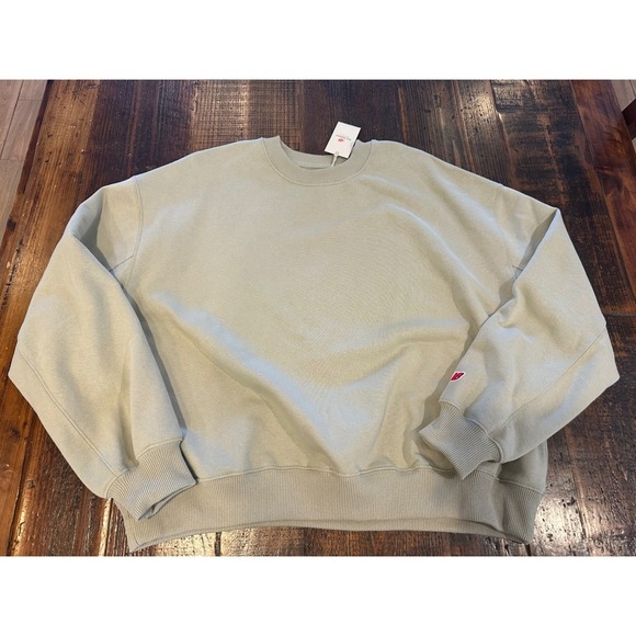 New Balance Tops - New Balance Made in USA Crewneck Sweatshirt Olive Green WT51563 OVN XL WOMENS